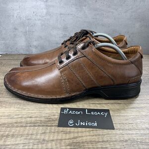 Clarks Collection~Men’s~Brown Leather Soft Cushion Oxford Shoes~Size 10.5 W
